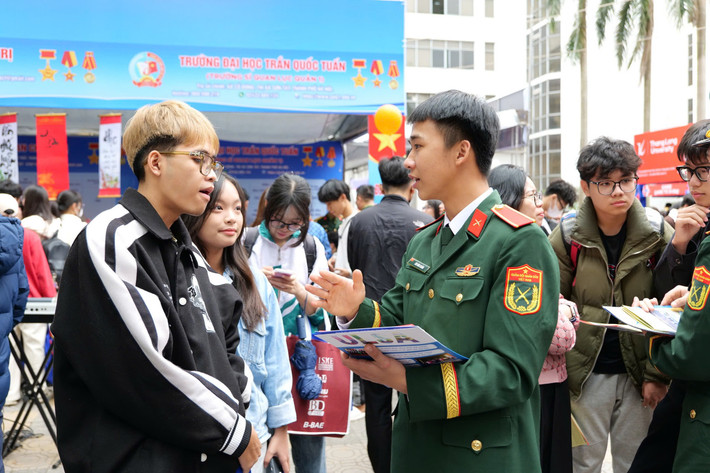 Năm 2025, 20 trường quân đội tuyển sinh 4.400 chỉ tiêu, giảm so với năm ngoái (Ảnh: Quốc Việt) z6411656288198-07f4734bf79038058bc4679acef5654a.jpg