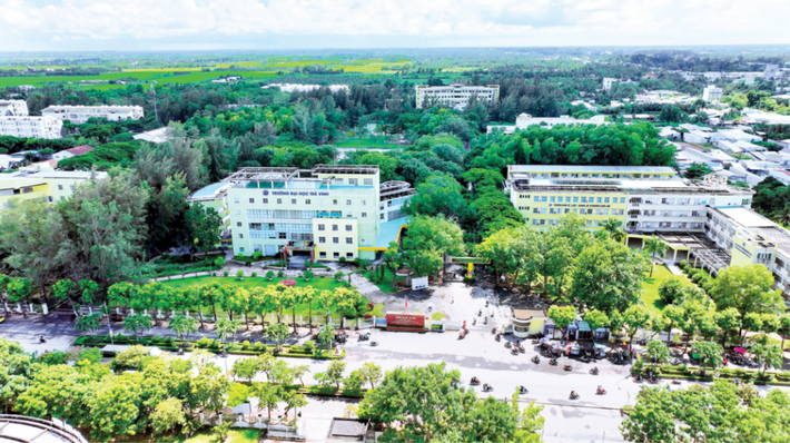 Trường Đại học Trà Vinh giữ vững vị thế trong top 200 đại học xanh, phát triển bền vững hàng đầu thế giới anh-chup-man-hinh-2025-01-15-luc-094038.png