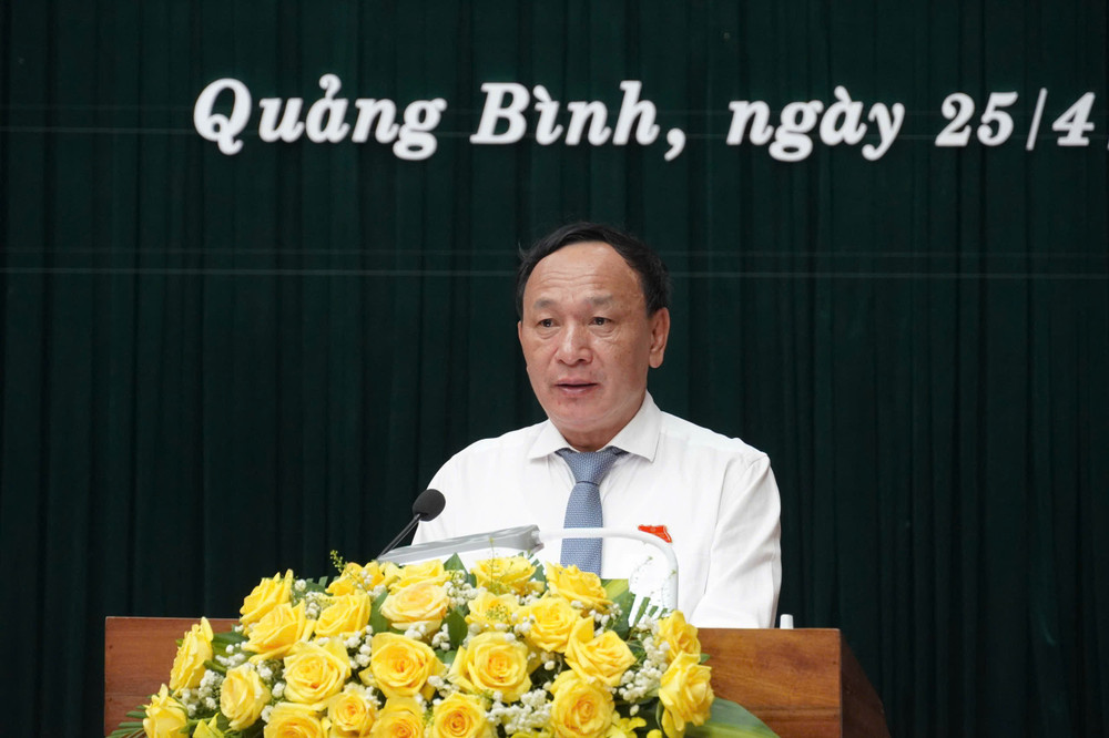Phó Bí thư Thường trực Tỉnh uỷ, Chủ tịch HĐND tỉnh Quảng Bình Trần Hải Châu phát biểu bế mạc Kỳ họp. Ảnh: Khánh Trinh z6539711565205-d99ef9485753c926b582b36b41ec3679.jpg