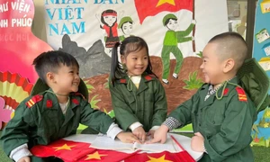 Nhiều trường học tổ chức hoạt động ý nghĩa kỷ niệm Ngày thành lập Quân đội Nhân dân Việt Nam