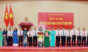 Bình Phước sáp nhập nhiều sở, ngành, tinh gọn tổ chức bộ máy