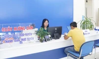 Người dân, doanh nghiệp hài lòng với với chất lượng và thái độ phục vụ của cán bộ, viên chức thuộc Trung tâm Phục vụ - Kiểm soát thủ tục hành chính tỉnh Quảng Ngãi