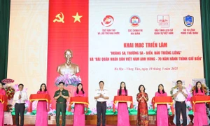 Công bố nhiều tài liệu về Hoàng Sa, Trường Sa 