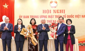 Bế mạc Hội nghị Ủy ban Trung ương MTTQ Việt Nam lần thứ 3, khóa X