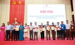 200 thành viên thi tìm hiểu pháp luật về công tác dân tộc