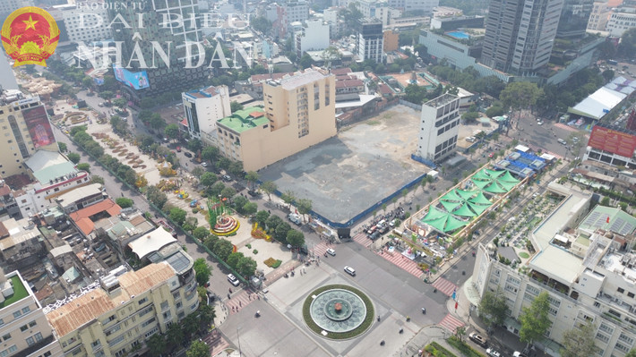 Toàn cảnh đường hoa Nguyễn Huệ và Lễ hội Đường sách Tết Ất Tỵ năm 2025 dbnd_tl_dji-0620.jpg