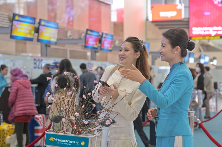 Để thuận tiện đi lại và có lịch trình như ý muốn, Vietnam Airlines Group khuyến khích hành khách chủ động lên kế hoạch, đặt chỗ và mua vé từ sớm. Ảnh VNA anh-2-de-thuan-tien-di-lai-va-co-lich-trinh-nhu-y-muon-vietnam-airlines-group-khuyen-khich-hanh-khach-chu-dong-len-ke-hoach-dat-cho-va-mua-ve-tu-som-anh-vna.jpg