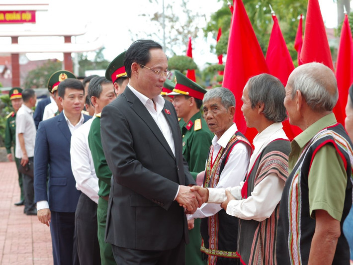 Phó Chủ tịch Quốc hội, Thượng tướng Trần Quang Phương thăm, chúc Tết tại Công ty TNHH MTV 732 (Binh đoàn 15) a25.jpg