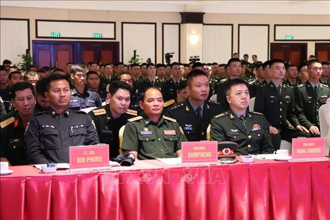 Trưởng đoàn quân đội 3 nước Trung Quốc, Lào và Campuchia tại cuộc gặp Trưởng đoàn quân đội 3 nước Trung Quốc, Lào và Campuchia tại cuộc gặp