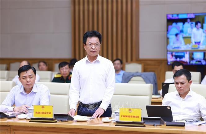 Chủ tịch Tổng Công ty Đường sắt Việt Nam Đặng Sỹ Mạnh phát biểu. Ảnh: Dương Giang/TTXVN Chủ tịch Tổng Công ty Đường sắt Việt Nam Đặng Sỹ Mạnh phát biểu. Ảnh: Dương Giang/TTXVN