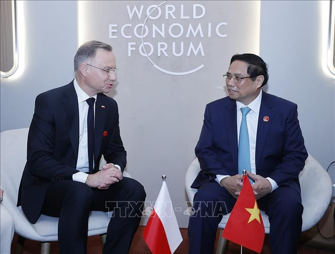 Thủ tướng Phạm Minh Chính gặp Tổng thống Ba Lan Andrzej Sebastian Duda. Ảnh: Dương Giang/TTXVN Chú thích ảnh