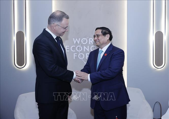 Thủ tướng Phạm Minh Chính gặp Tổng thống Ba Lan Andrzej Sebastian Duda. Ảnh: Dương Giang/TTXVN Chú thích ảnh