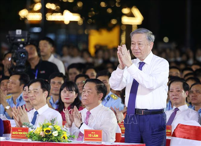 Tổng Bí thư, Chủ tịch nước Tô Lâm dự chương trình. Ảnh: Lâm Khánh/TTXVN Chú thích ảnh