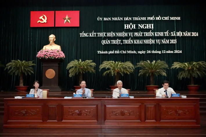 Thường trực UBND TP. Hồ Chí Minh chủ trì hội nghị z6168643709185-ab1efa306221b3ae6dee9307b34e2d16.jpg
