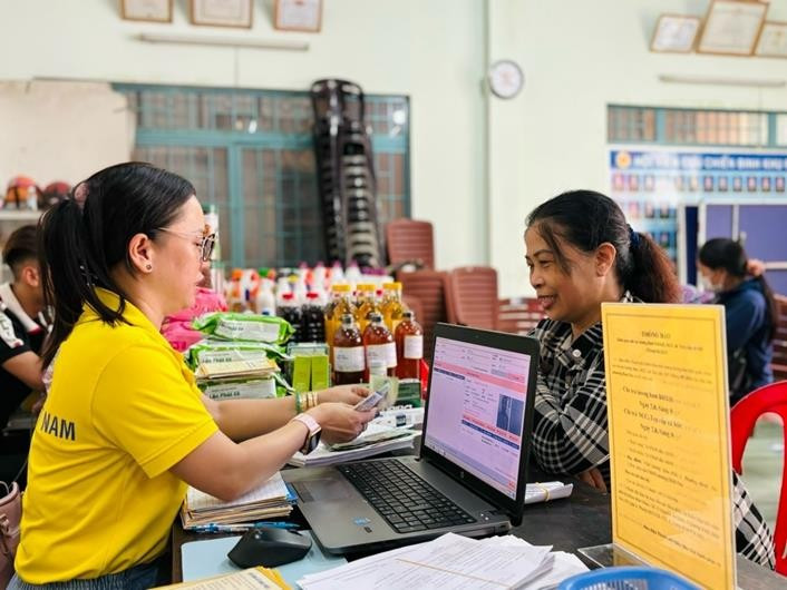 Thanh toán chế độ bảo hiểm qua tài khoản mang lại nhiều tiện ích. Nguồn: ITN 969f4adfde97937c8a6ce6cbf90a9e87-2024-08-1209-24-00.jpg
