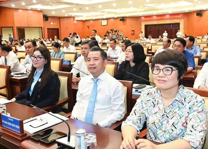 Đại biểu dự hội nghị z6168636058769-e4640753b9c38a400b655d60b7a62bbe.jpg