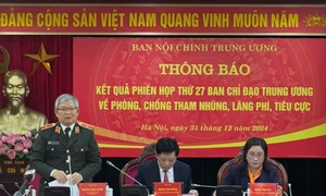 Giám đốc SJC cùng đồng phạm đã lợi dụng việc mua, bán vàng bình ổn để hưởng lợi bất chính 