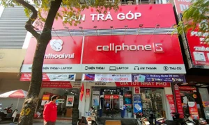 CellphoneS: Chỉ mất 4 năm để doanh thu “nhảy vọt” từ 500 tỷ lên 5.500 tỷ đồng/năm nhưng lợi nhuận liên tục sụt giảm về mức “siêu mỏng”