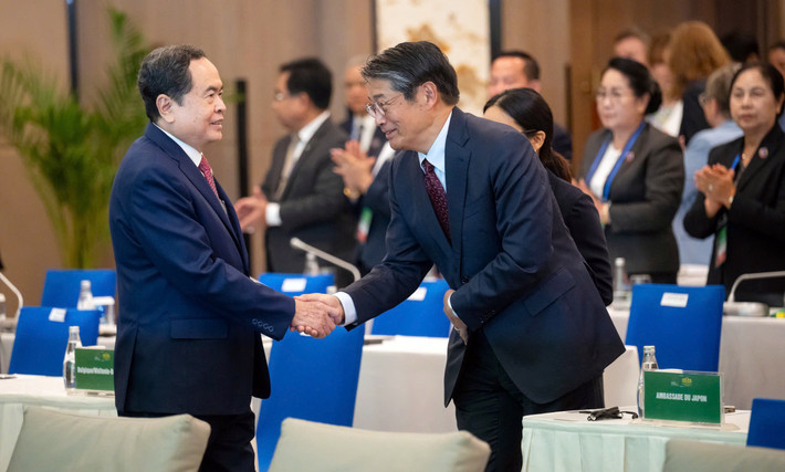 Chủ tịch Quốc hội Trần Thanh Mẫn với các đại biểu dự hội nghị. Ảnh: Lâm Hiển z6249047877745-c0b1f1bc02aa7df369ffd608bc8d304b.jpg