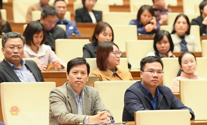 Các đại biểu dự hội nghị. Ảnh: Lâm Hiển ctqh-a8.jpg