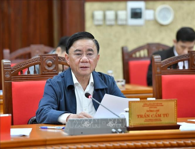 Ủy viên Bộ Chính trị, Thường trực Ban Bí thư Trần Cẩm Tú chủ trì giao ban. Ảnh: Phương Hoa/TTXVN Ủy viên Bộ Chính trị, Thường trực Ban Bí thư Trần Cẩm Tú chủ trì giao ban. Ảnh: Phương Hoa/TTXVN