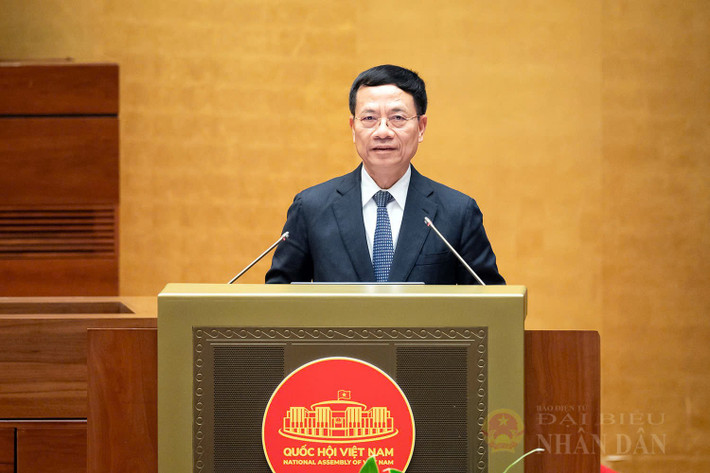 Bộ trưởng Bộ Khoa học và Công nghệ Nguyễn Mạnh Hùng phát biểu. Ảnh: Lâm Hiển z6422044613191-442f265dabef4e4cf63fd7cd7a188d69.jpg