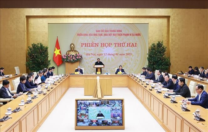 Phiên họp thứ hai của Ban Chỉ đạo Trung ương triển khai xoá nhà tạm, nhà dột nát. Ảnh: Dương Giang/TTXVN Phiên họp thứ hai của Ban Chỉ đạo Trung ương triển khai xoá nhà tạm, nhà dột nát. Ảnh: Dương Giang/TTXVN