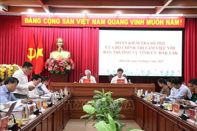 Quang cảnh buổi làm việc. Ảnh: Tuấn Anh/TTXVN Quang cảnh buổi làm việc. Ảnh: Tuấn Anh/TTXVN