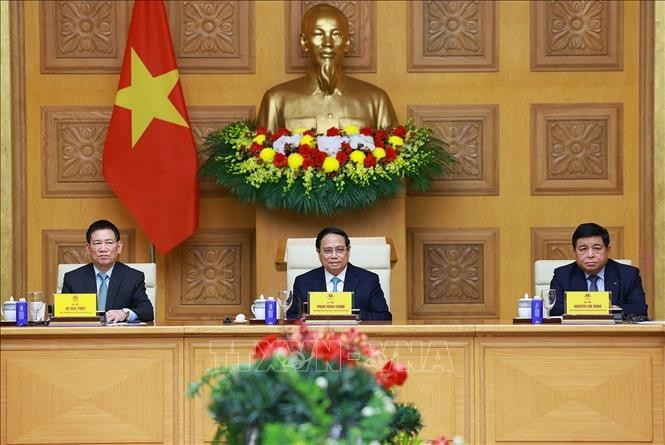 Thủ tướng Phạm Minh Chính và các Phó Thủ tướng Hồ Đức Phớc, Nguyễn Chí Dũng chủ trì tọa đàm với các doanh nghiệp châu Âu. Ảnh: Dương Giang/TTXVN Thủ tướng Phạm Minh Chính và các Phó Thủ tướng Hồ Đức Phớc, Nguyễn Chí Dũng chủ trì tọa đàm với các doanh nghiệp châu Âu. Ảnh: Dương Giang/TTXVN