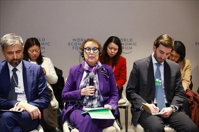Bà Rebeca Grynspan, Tổng Thư ký Hội nghị Liên Hợp Quốc về Thương mại và Phát triển (UNCTAD) phát biểu. Ảnh: Dương Giang - TTXVN ky-nguyen-22125a.jpg