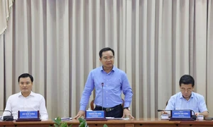 TP. Hồ Chí Minh: Tập trung giải quyết "điểm nghẽn" thu hút nhà đầu tư, đẩy nhanh tiến độ dự án trọng điểm