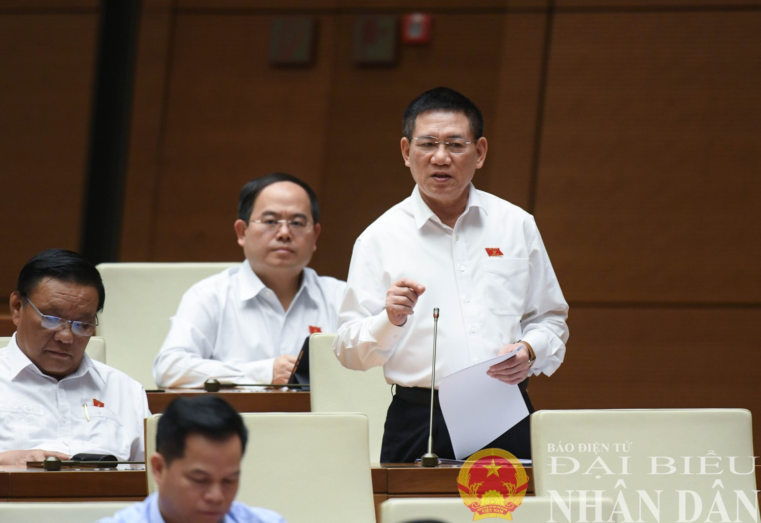 Phó Thủ tướng, Bộ trưởng Bộ Tài chính Hồ Đức Phớc giải trình, trả lời chất vấn trước Quốc hội. Ảnh: Lâm Hiển pho-thu-tuong-ho-duc-phoc1.jpg