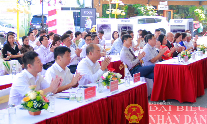 Các đại biểu dự buổi lễ mg-9758-5016.jpg