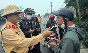 Quảng Bình: Triển khai 10 tổ tuần tra đặc biệt bảo đảm trật tự, an toàn giao thông