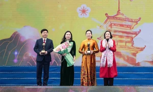 Khai hội Xuân Tam Chúc 2025