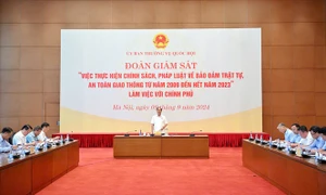 Làm rõ sự mất cân đối của các loại hình giao thông 