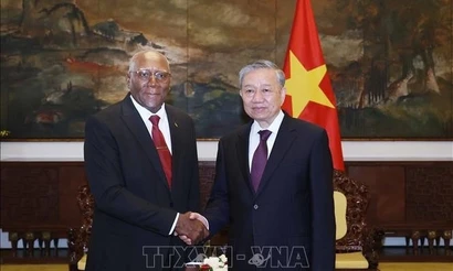 Tổng Bí thư Tô Lâm hội kiến Ủy viên Bộ Chính trị, Phó Chủ tịch nước Cuba