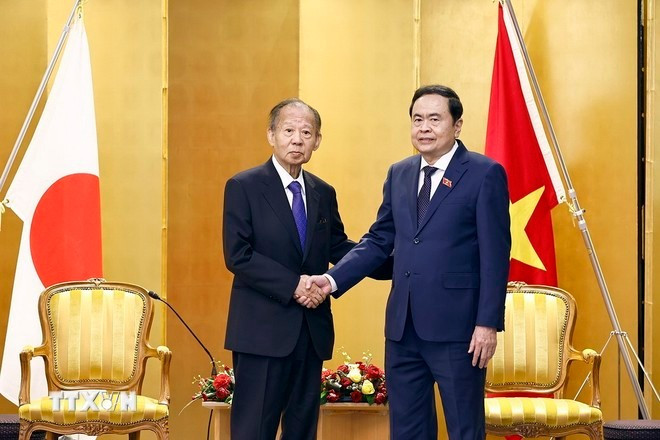 Chủ tịch Quốc hội Trần Thanh Mẫn tiếp Chủ tịch Liên minh Nghị sỹ hữu nghị Nhật-Việt Nikai Toshihiro. Ảnh: Doãn Tấn - TTXVN Chủ tịch Quốc hội Trần Thanh Mẫn tiếp Chủ tịch Liên minh Nghị sỹ hữu nghị Nhật-Việt Nikai Toshihiro. Ảnh: Doãn Tấn - TTXVN