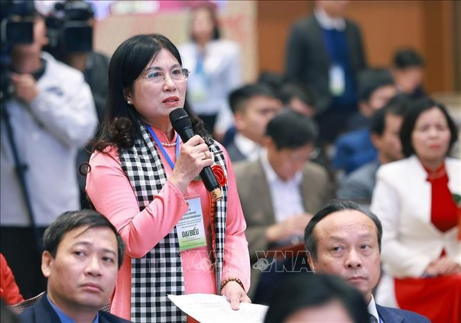 Bà Hoàng Thị Gái, nông dân thành phố Hải Phòng phát biểu tại buổi đối thoại. Ảnh: Dương Giang/TTXVN Bà Hoàng Thị Gái, nông dân thành phố Hải Phòng phát biểu tại buổi đối thoại. Ảnh: Dương Giang/TTXVN
