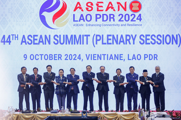 Chủ đề hợp tác năm 2024 "ASEAN: Thúc đẩy kết nối và tự cường" Chủ đề hợp tác năm 2024 "ASEAN: Thúc đẩy kết nối và tự cường"