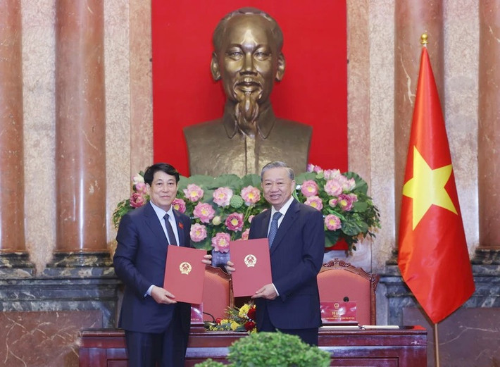 to-lam-a2-2380-3914.jpg