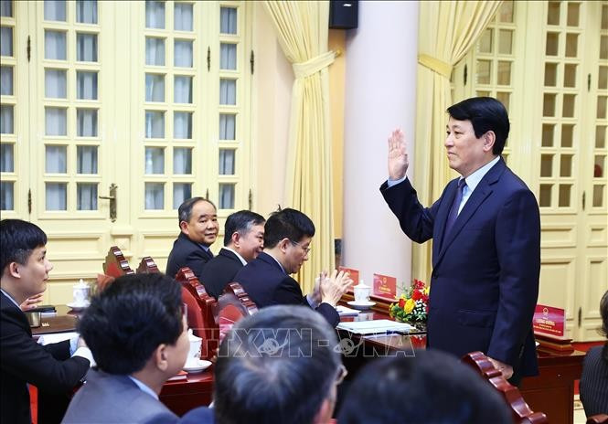Chủ tịch nước Lương Cường dự Hội nghị tổng kết công tác năm 2024, triển khai nhiệm vụ năm 2025 của Văn phòng Chủ tịch nước. Ảnh: Lâm Khánh/TTXVN Chủ tịch nước Lương Cường dự Hội nghị tổng kết công tác năm 2024, triển khai nhiệm vụ năm 2025 của Văn phòng Chủ tịch nước. Ảnh: Lâm Khánh/TTXVN