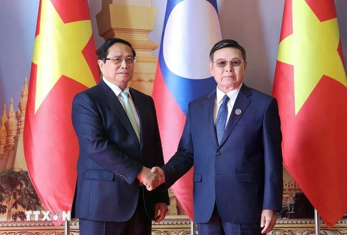 Thủ tướng Phạm Minh Chính hội kiến Chủ tịch Quốc hội Lào Saysomphone Phomvihane. Ảnh: Dương Giang/TTXVN Thủ tướng Phạm Minh Chính hội kiến Chủ tịch Quốc hội Lào Saysomphone Phomvihane. Ảnh: Dương Giang/TTXVN