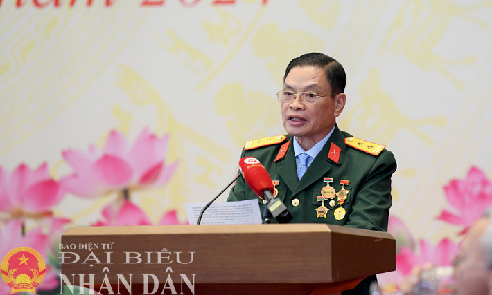 Phó Chủ tịch Thường trực Hội người có công Trung đoàn 271 Quân khu Trị Thiên Lê Hồng Sơn phát biểu. Ảnh: Lâm Hiển dbnd_bl_hong-son.jpg
