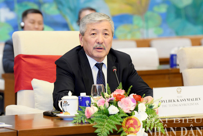 Thủ tướng Cộng hòa Kyrgyzstan Adylbek Kasymaliev phát biểu. Ảnh Lâm Hiển dbnd_br_ctqh-13.jpg