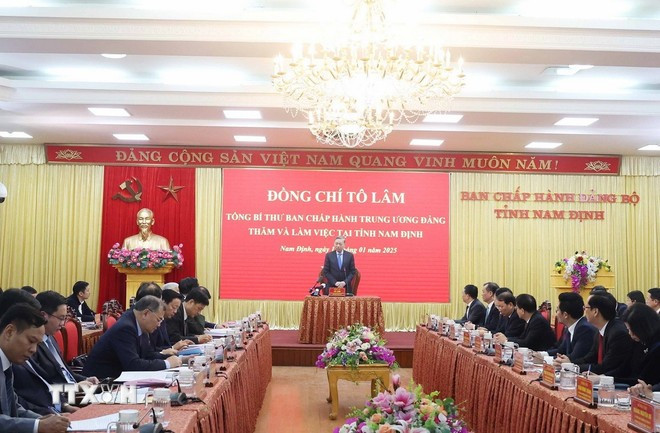 Tổng Bí thư Tô Lâm làm việc với Ban chấp hành Đảng bộ tỉnh Nam Định. Ảnh: Thống Nhất/TTXVN Tổng Bí thư Tô Lâm làm việc với Ban chấp hành Đảng bộ tỉnh Nam Định. Ảnh: Thống Nhất/TTXVN