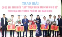 Hà Nội: Trao giải cuộc thi “Tìm hiểu Luật Thực hiện dân chủ ở cơ sở”