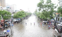  TP. Hà Nội ra công điện tập trung ứng phó lũ lớn, đảm bảo an toàn đê điều