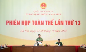 Quang cảnh Phiên họp 