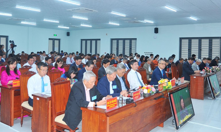 Các đại biểu tham dự kỳ họp. Ảnh: Ngọc Chung qcphatbieu3.jpg